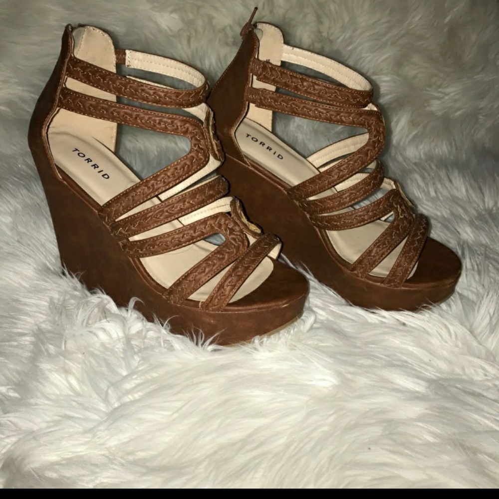 Torrid platform wedges